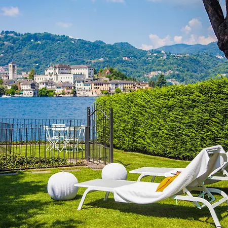 Ratafia Con Vista Sul Lago *